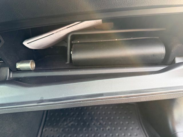 2016 Lexus ES Image 22