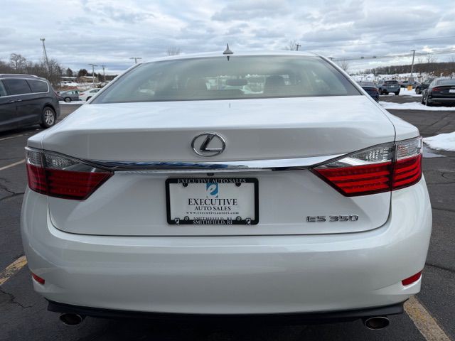 2014 Lexus ES Image 3