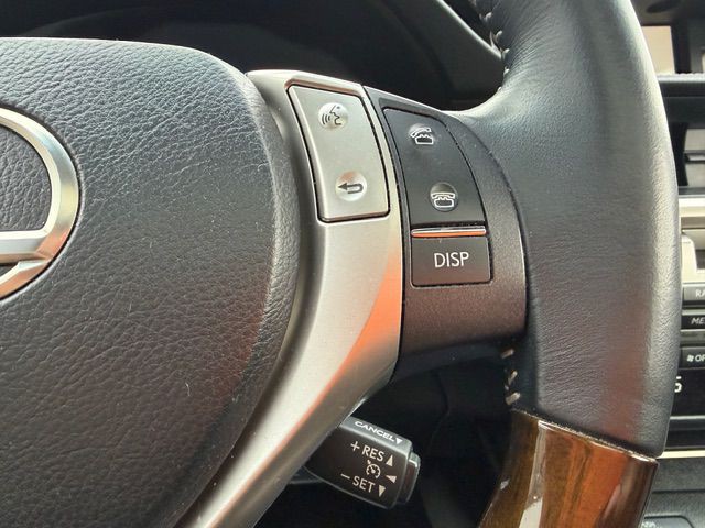 2014 Lexus ES Image 18