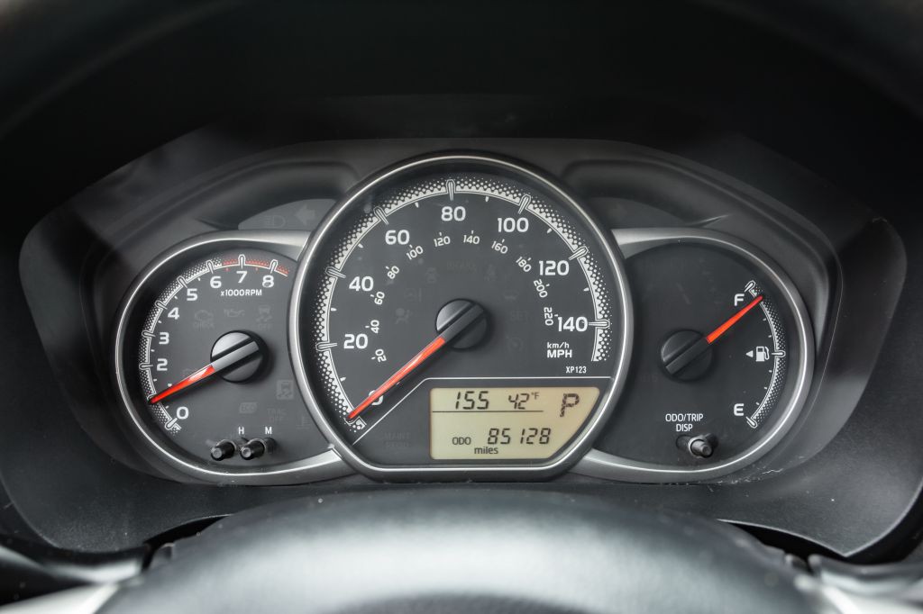 2017 Toyota Yaris Image 20