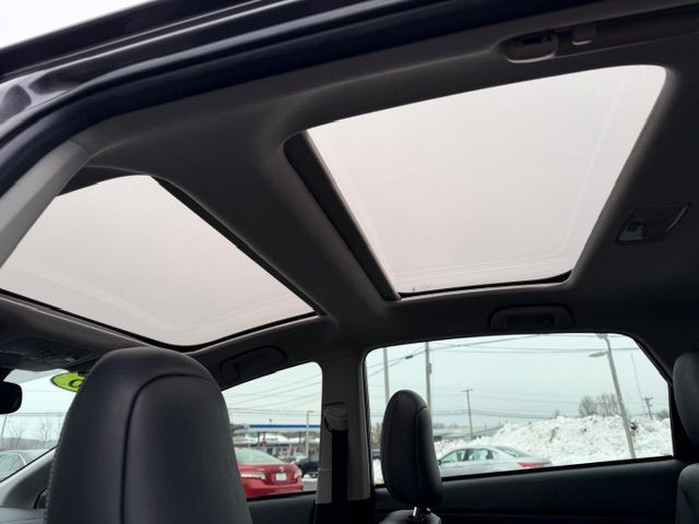 2015 Toyota Prius Image 14