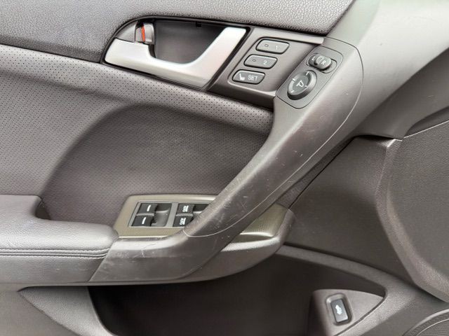 2014 Acura TSX Image 9