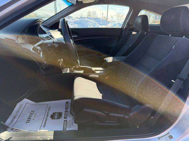 2012 Honda Accord Image 8