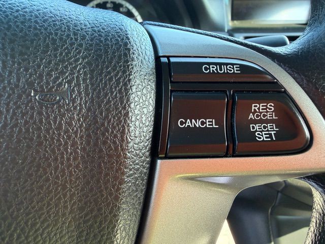 2012 Honda Accord Image 16