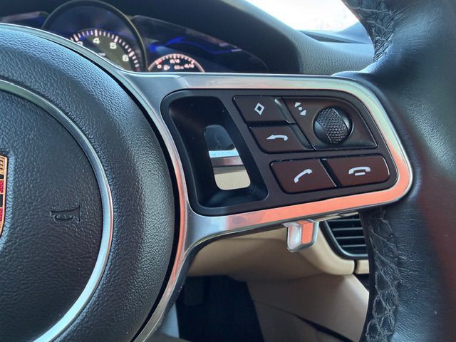 2019 Porsche Cayenne Image 17