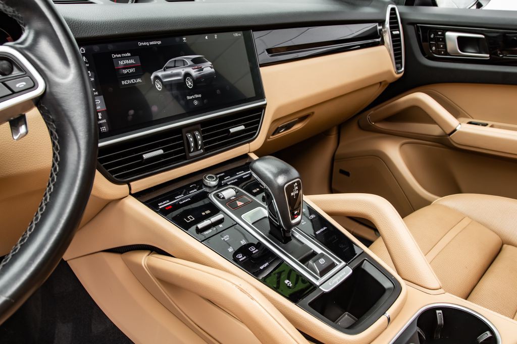 2019 Porsche Cayenne Image 23