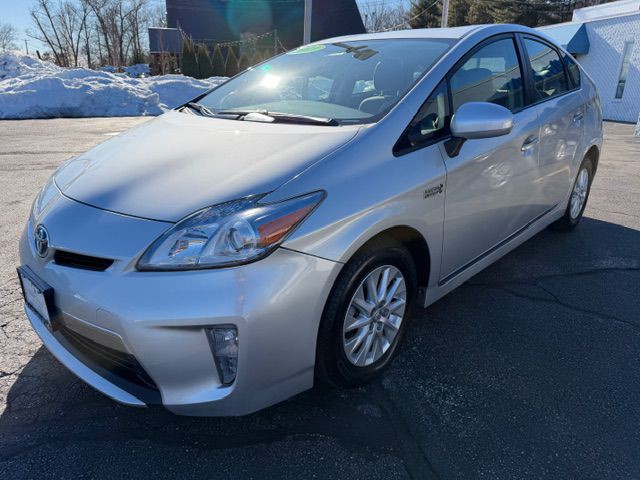 2013 Toyota Prius Image 5