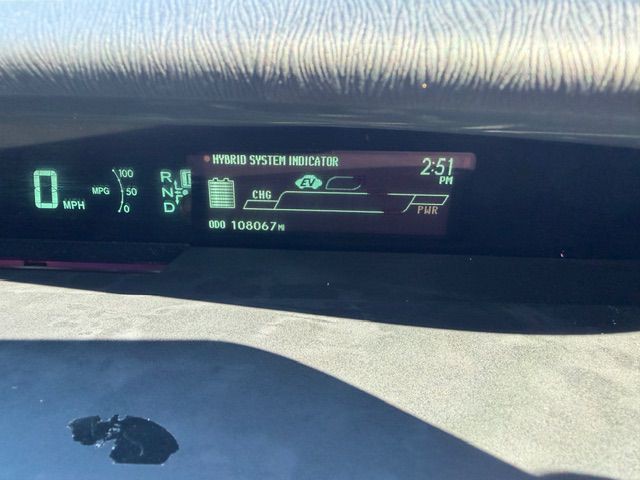 2013 Toyota Prius Image 16