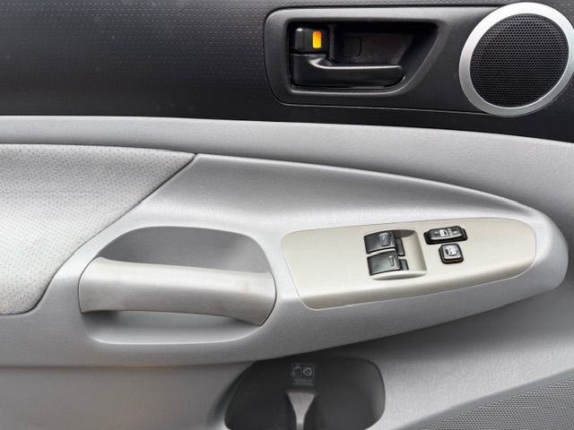 2009 Toyota Tacoma Image 11