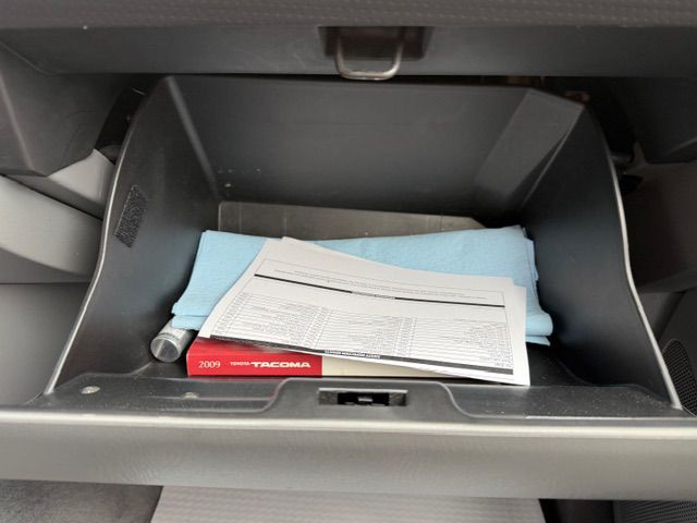 2009 Toyota Tacoma Image 21