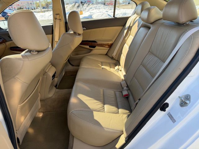 2010 Honda Accord Image 10