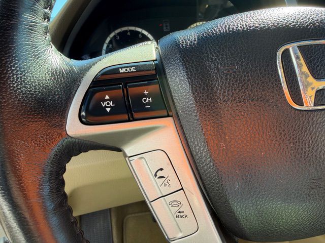 2010 Honda Accord Image 16