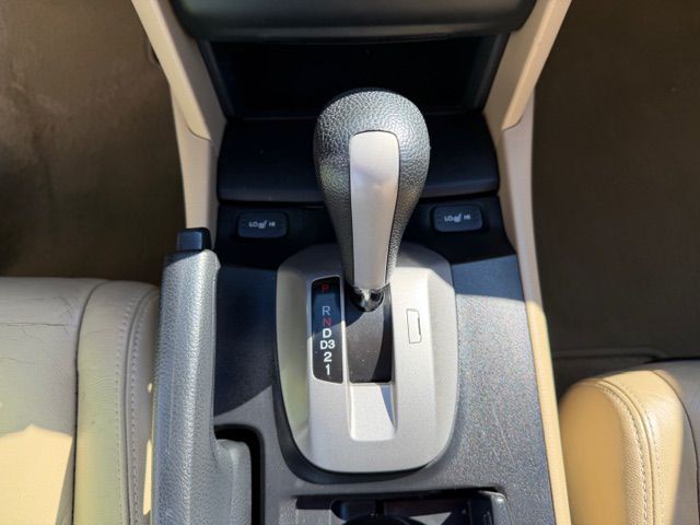 2010 Honda Accord Image 18