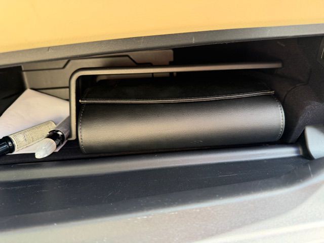 2017 Lexus ES Image 16