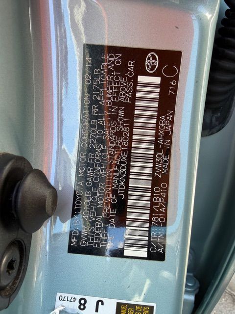 2014 Toyota Prius Image 23