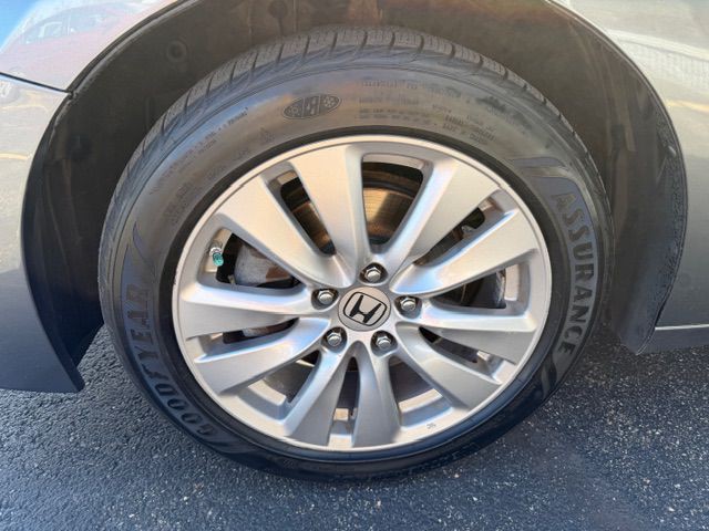 2011 Honda Accord Image 7