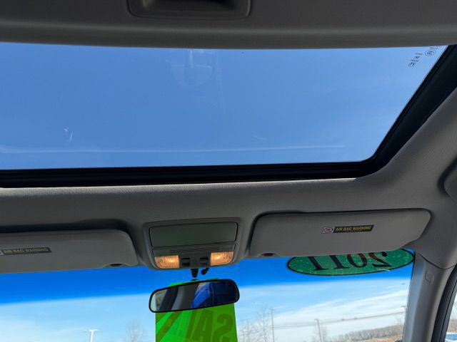 2011 Honda Accord Image 12