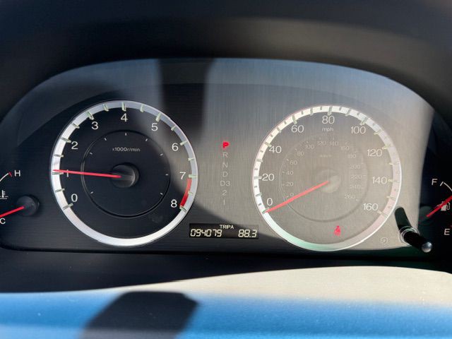 2011 Honda Accord Image 14