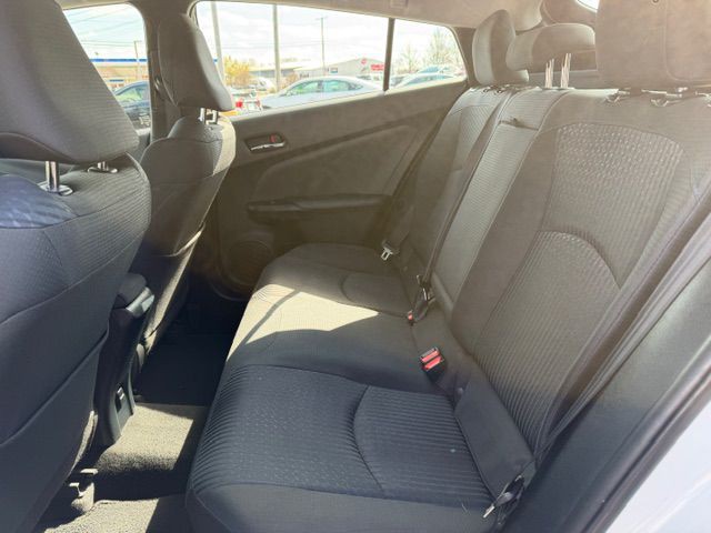 2017 Toyota Prius Image 10