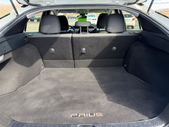2017 Toyota Prius Image 12