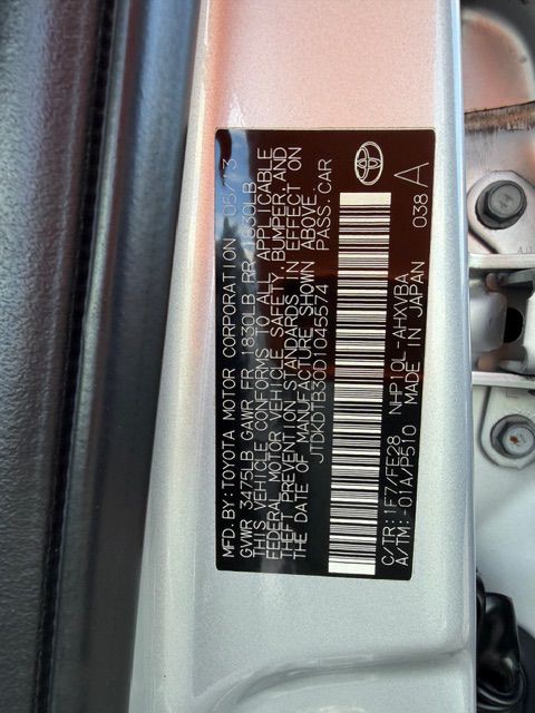 2013 Toyota Prius Image 18