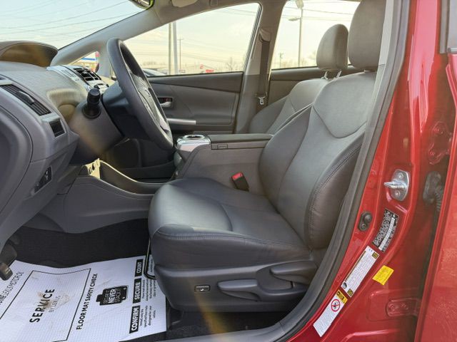2012 Toyota Prius Image 8