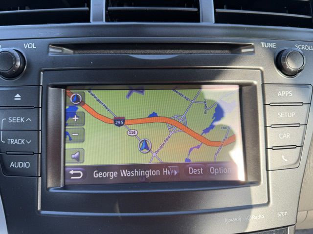 2012 Toyota Prius Image 17