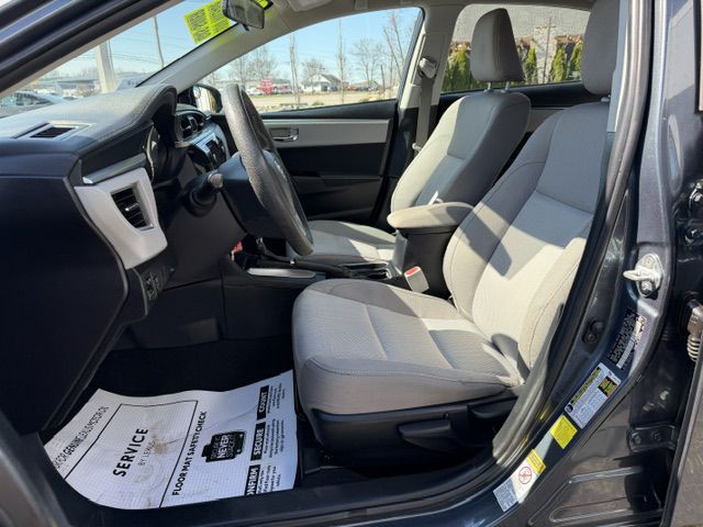 2016 Toyota Corolla Image 8