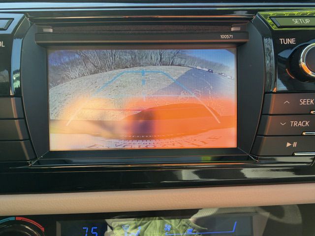 2016 Toyota Corolla Image 15