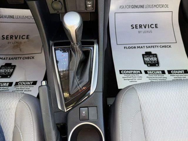 2016 Toyota Corolla Image 16