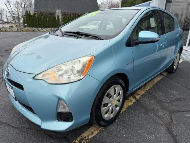 2012 Toyota Prius Image 5