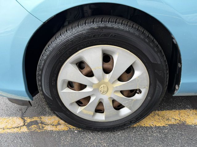 2012 Toyota Prius Image 7