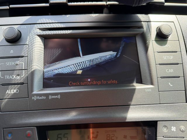 2015 Toyota Prius Image 18