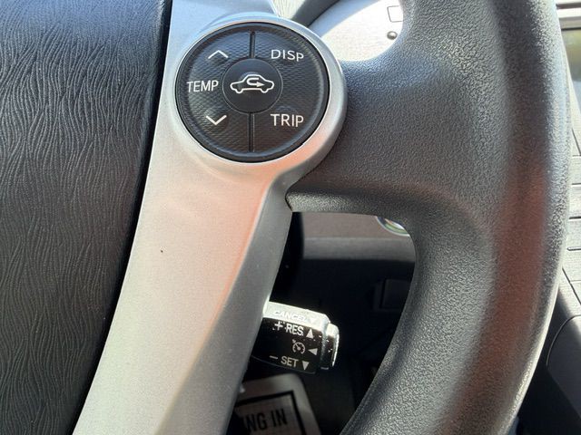 2015 Toyota Prius Image 17