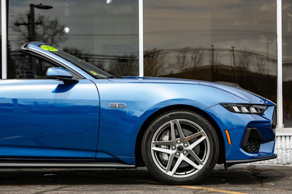 2024 Ford Mustang Image 10