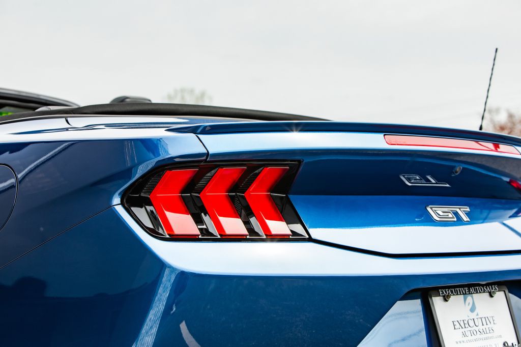 2024 Ford Mustang Image 16
