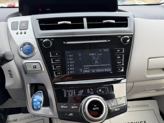 2017 Toyota Prius Image 15