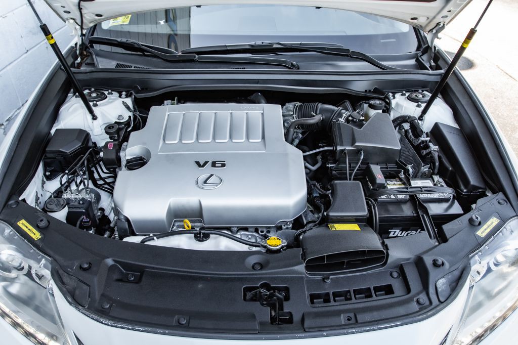 2013 Lexus ES Image 30