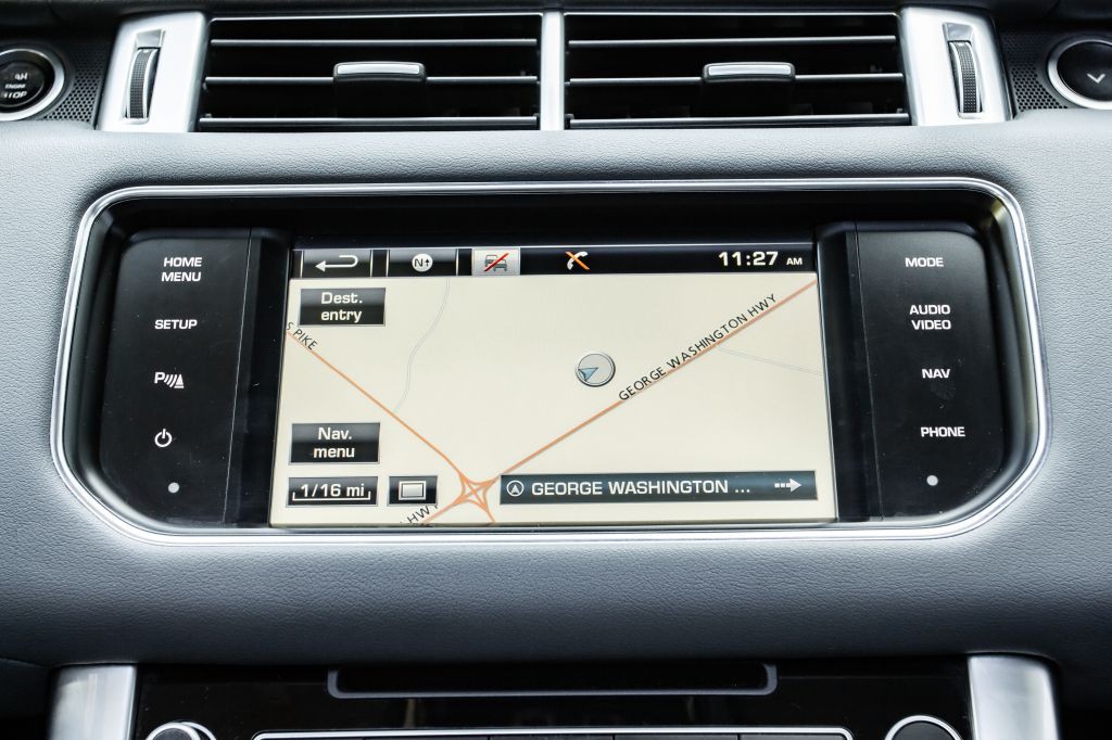 2015 Land Rover Range Rover Sport Image 21