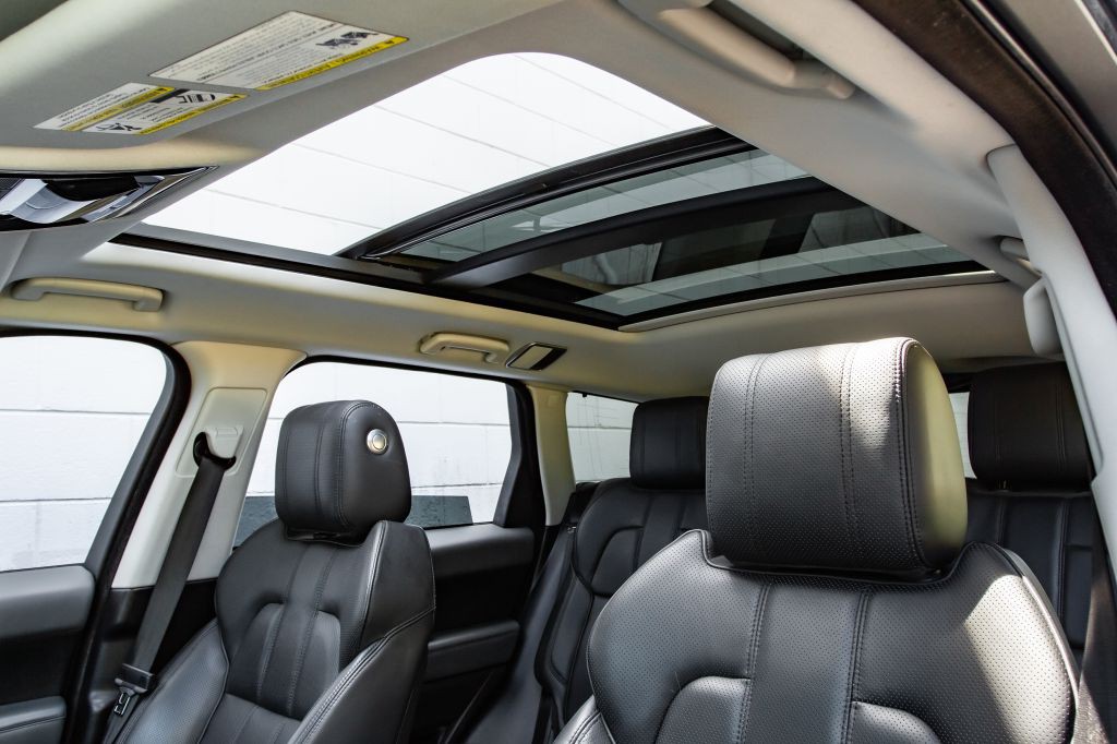2015 Land Rover Range Rover Sport Image 25