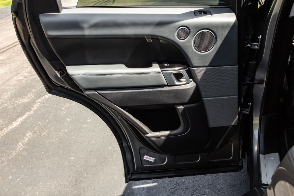 2015 Land Rover Range Rover Sport Image 28