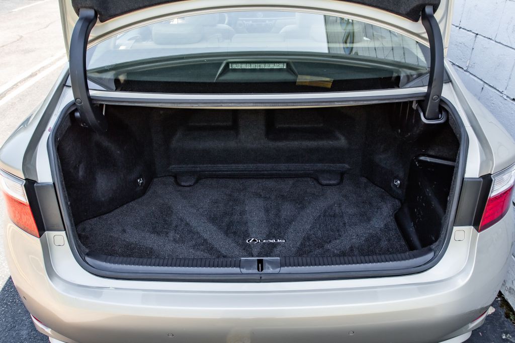2015 Lexus ES Image 29