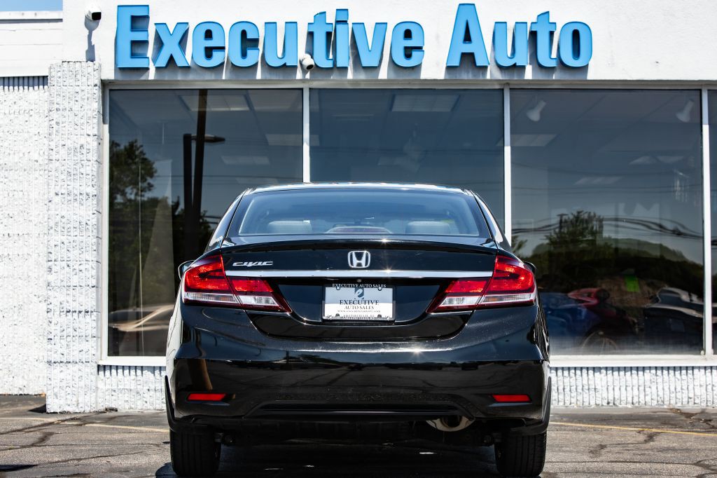2015 Honda Civic Image 6