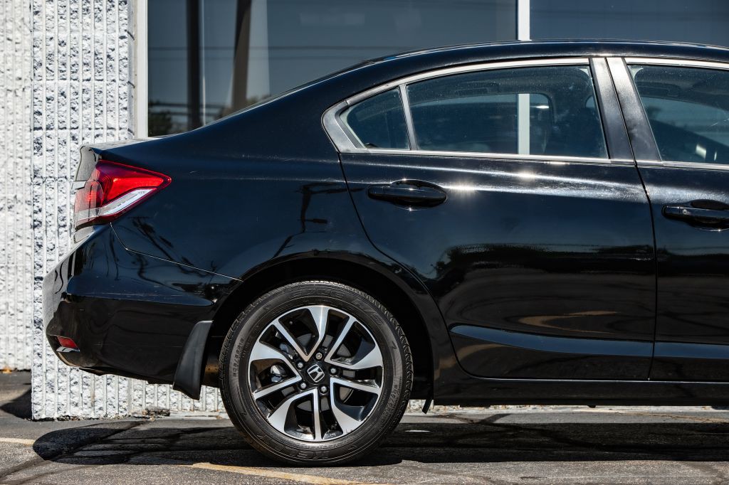 2015 Honda Civic Image 9