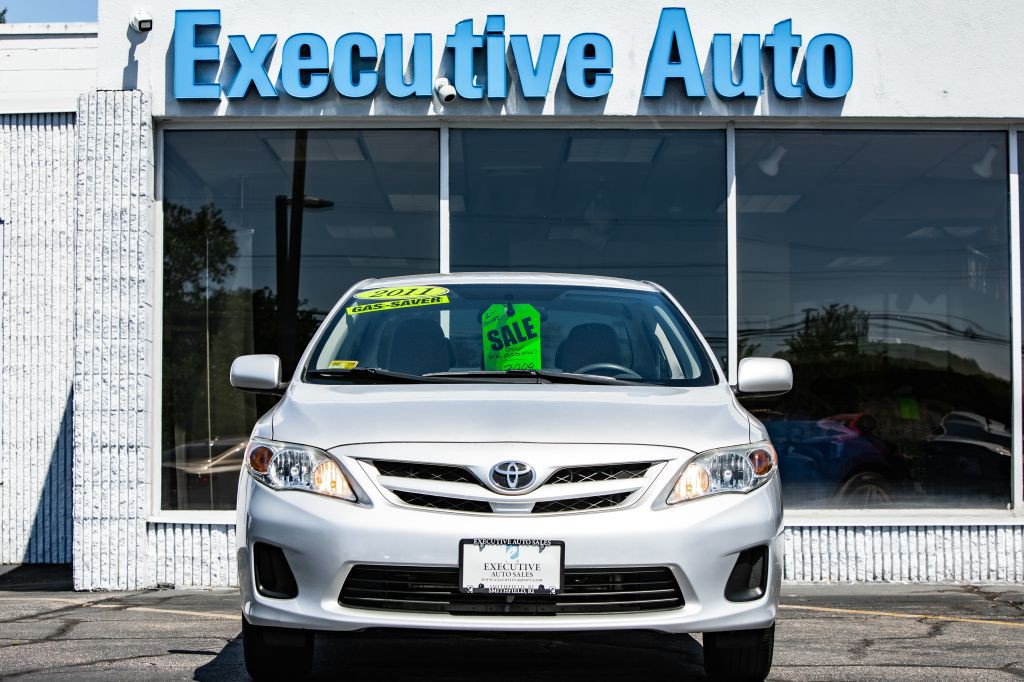 2011 Toyota Corolla Image 2