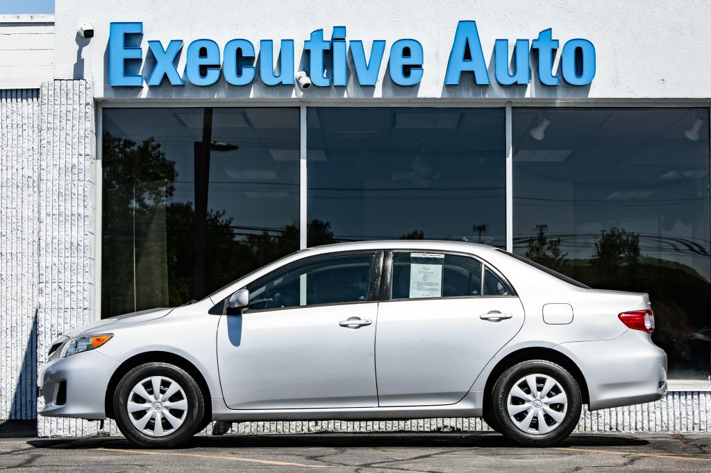 2011 Toyota Corolla Image 4