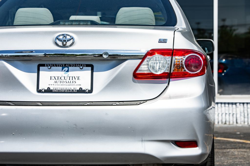 2011 Toyota Corolla Image 14