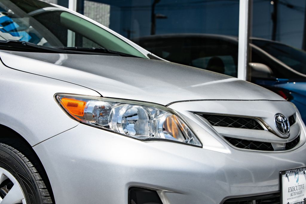 2011 Toyota Corolla Image 15