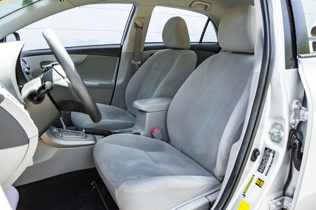 2011 Toyota Corolla Image 22