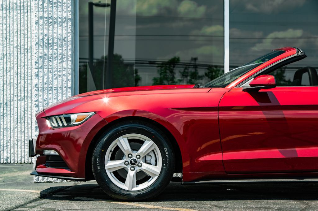 2016 Ford Mustang Image 11